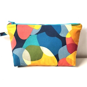 Kulturbeutel Kosmetiktasche mit Innenfutter aus beschichteter Baumwolle. Versandfertig.