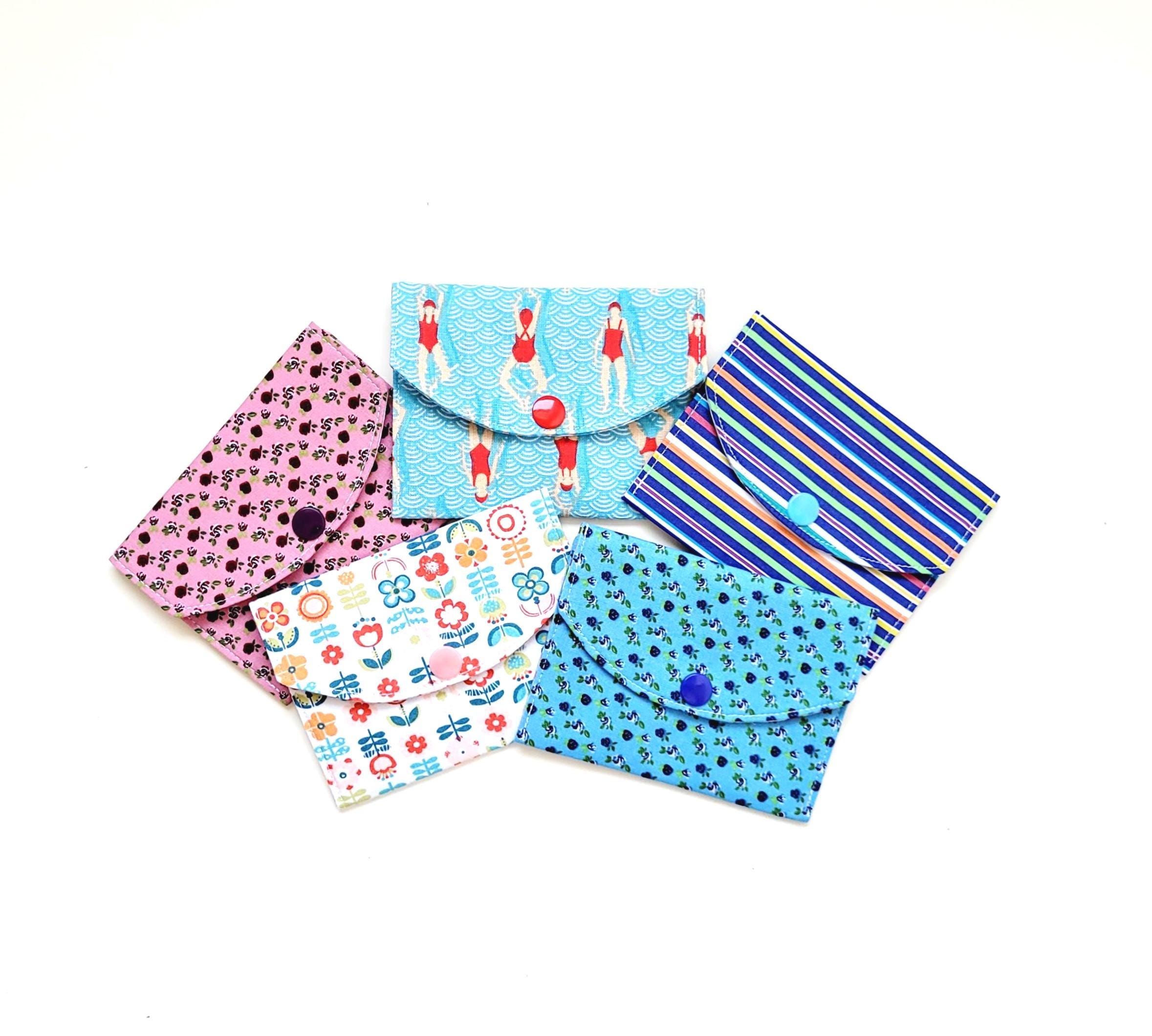 Mini wallet, mini case, small bag, card holder, headphone storage