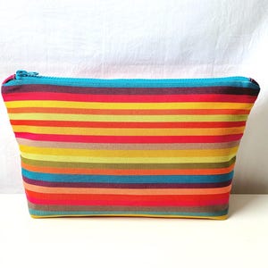 Kulturbeutel Kosmetiktasche mit Innenfutter aus beschichteter Baumwolle. Versandfertig