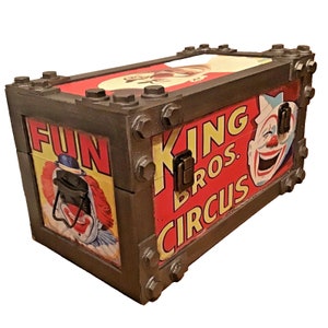 King Bros Circus - Vintage Style Wooden Storage Trunk. Circus lover gift. Toy box. Hamper box. Clown trunk. Unique decorated display trunk