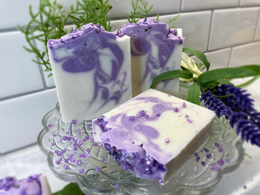 Le Romarin Bar Soap main image 1