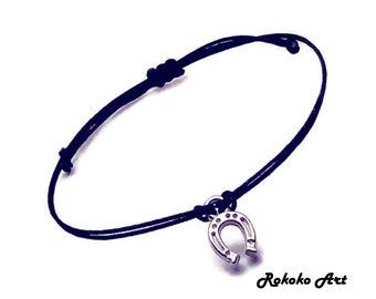 1, 10, 30, 50, 100 piezas Embaladas Pulsera con dije de herradura de cuerda negra. Nudo ajustable. Joyería hecha a mano unisex. Pulsera de deseo. Regalo de amistad.