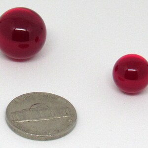 thumbnail image 2 of 10mm Synthetic Ruby Ball – Sphere, Corundum, Lab-Created – For Bearings, Lenses, Craft 2 of 5