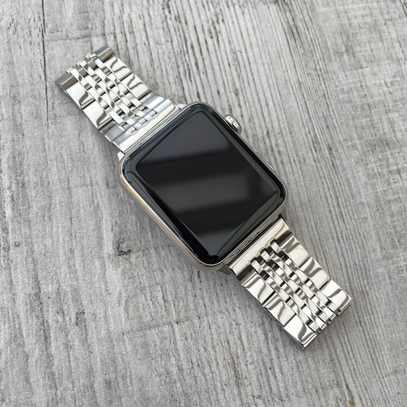 Metal Bracelet Apple Watch Bands | The Salty Fox