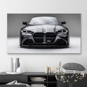 Stampa artistica da parete con auto sportiva BMW M4 G82 su tela naturale o carta per poster. Decorazione fantastica per casa e ufficio. Di alta qualità.