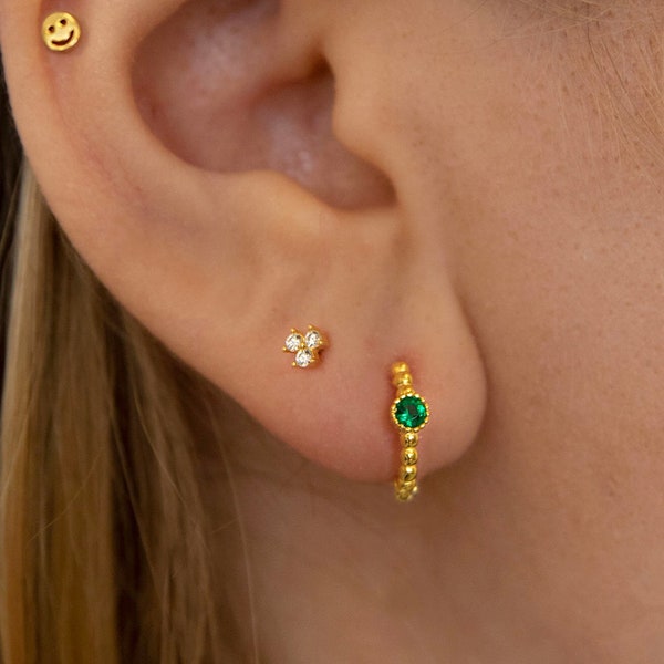 Emerald Beaded Hoop Earrings • 925 Sterling Silver • Huggie Hoop Earrings • cartilage hoop • hoop earrings • helix hoop