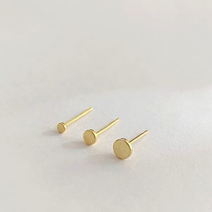 Dainty Disc Studs Flat Circle Stud Earrings Silver Gold Studs Tiny ...
