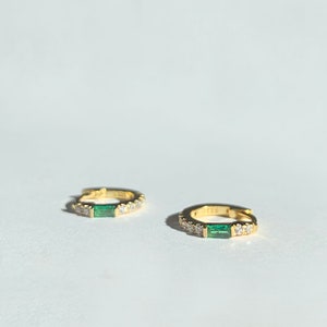 Emerald  hoop earrings -  Tiny Cz huggie hoop earrings - Sterling silver earring