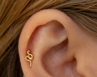 Snake stud earrings - Gold stud earrings - Sterling silver earrings - Dainty stud earrings