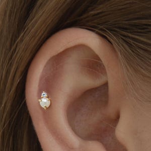 Pearl Stud Earring -  Stud Earring - Dainty Stud Earring - Sterling Silver Stud Earring