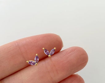 Lilac tiny stud earrings - Minimalist stud earrings - Sterling Silver stud earring - Dainty gold stud earring