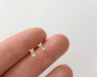 Baguette Stud Earring - Cz Stud Earring - Dainty Stud Earring - Sterling Silver Stud Earring