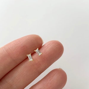 Baguette Stud Earring - Cz Stud Earring - Dainty Stud Earring - Sterling Silver Stud Earring