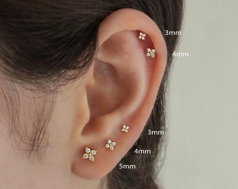Tiny Flower cz stud earrings - Cz stud earrings - Dainty stud earrings -Stud earrings -flower stud earrings -Tiny studs (PAIR)