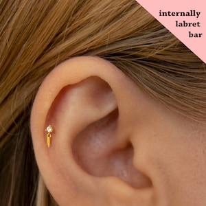 18G/16G Dangle spike Internally Threaded Labret • tragus stud •conch earrings • cartilage helix stud • flat back labret stud • Nose Stud