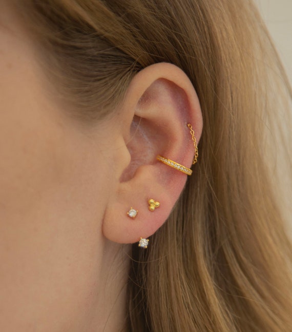 925 Sterling Silver Double Lobe Ball with Chain Minimal Stud Earring- 1 Piece 925 Sterling Silver Double Lobe Ball with Chain Minimal Stud Earring- 1 Piece