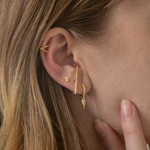Dainty Lobe cuff earring - Sterling silver ear cuff - Bar cuff earring