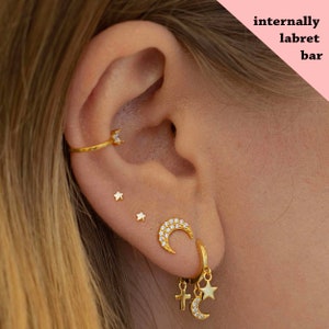18G/16G Star Internally Threaded Labret • tragus stud • conch earrings • cartilage helix stud • flat back labret stud • Nose Stud