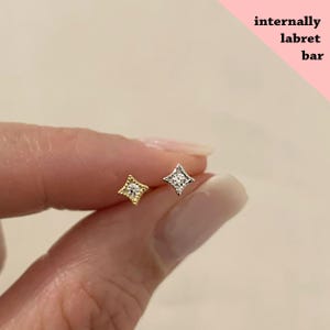 18G/16G Tiny cz Internally Threaded Labret • tragus stud • conch earrings • cartilage helix stud • flat back labret stud • Nose Stud