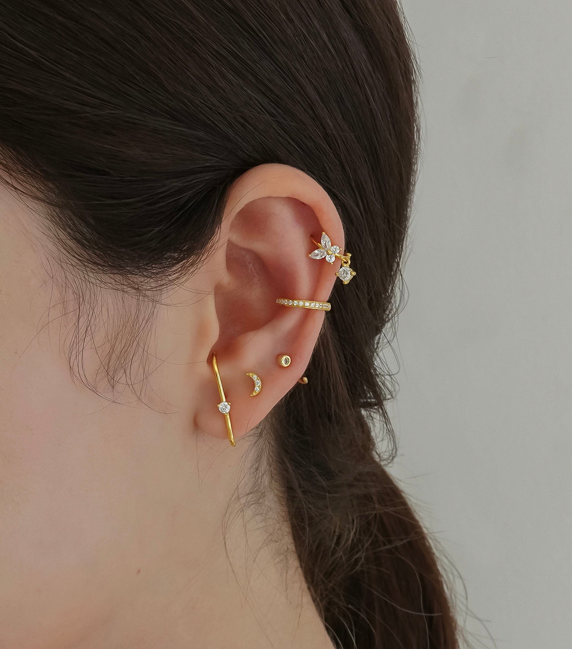 Butterfly hoop earrings Cartilage hoop earrings Cz dangle - Etsy 日本