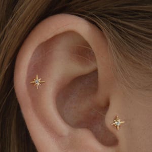 Cz Star Stud - Dainty Sterling Silver Stud earring uu