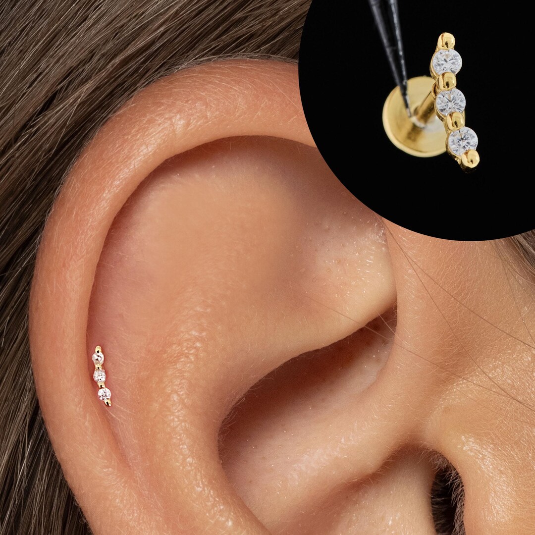 18G/16G Three Cz Internally Threaded Labret • Tragus Stud • Conch Earrings • Cartilage Helix Stud • Flat Back Labret Stud • Nose Stud - Etsy Japan