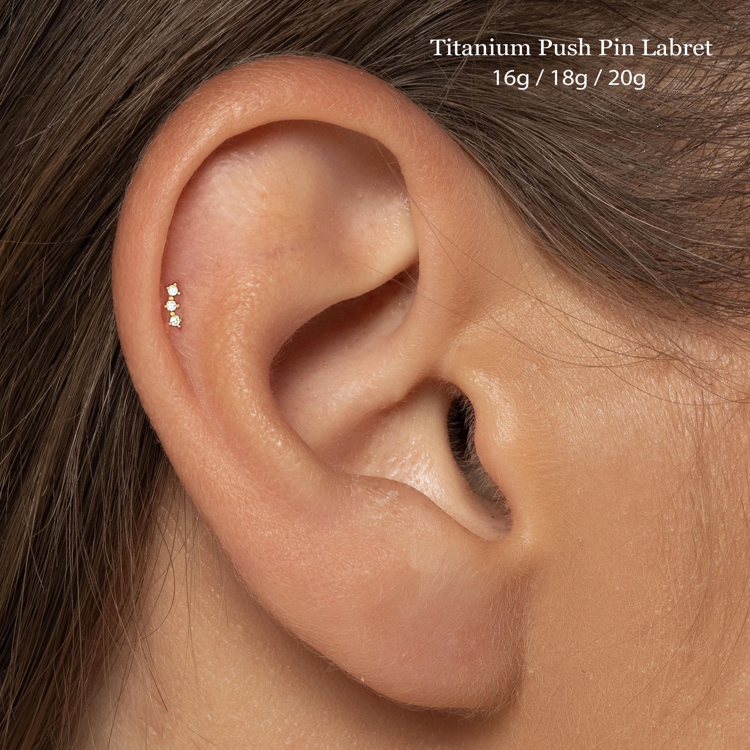 20/18/16G labret met drie stenen push pins • Titanium schroefdraadloze oorbel met platte achterkant • Tragusknop • Helix-knop • Kraakbeenknop • Neusknop