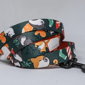 Festive pattern leash with Japanese Shiba Inu  with 2.5cm width. Red. Black&Tan and Cream Shiba.