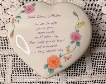 Vintage Fine Porcelain Russ Berry/Floral heart shaped trinket box