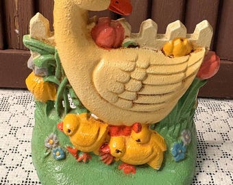 Vintage Duck with Ducklings Cast Iron Doorstop made in Taiwan