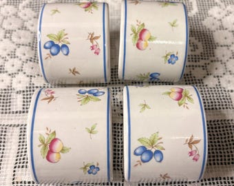 Vintage Fruit Chintz Fine Ceramic Napkin Rings New in Box Set of 4 Made in Taiwan