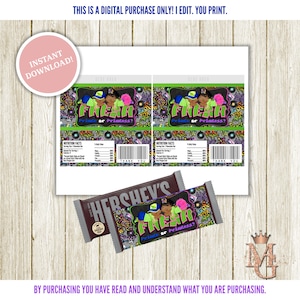 以下が含まれることがあります： グラフィティ風の背景に、「フレッシュ・プリンス・オア・プリンセス？」というテキストが書かれた、野球帽と緑のシャツを着た子供の漫画イラストが描かれた、印刷可能なギフトボックスのテンプレート。このテンプレートは、ハーシーのチョコレートバーの包装用に設計されています。