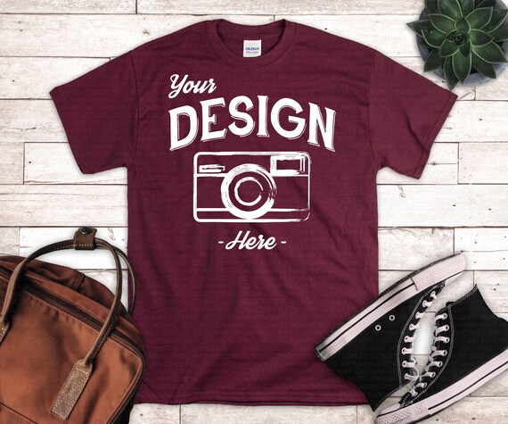 gildan maroon t shirt