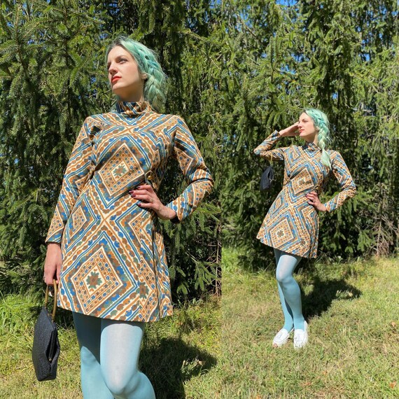 Cool Print Vintage 70’s Mod Mini Dress