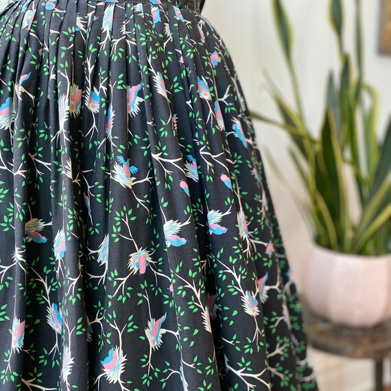 Cute 50’s Novelty Print Skirt - image 3