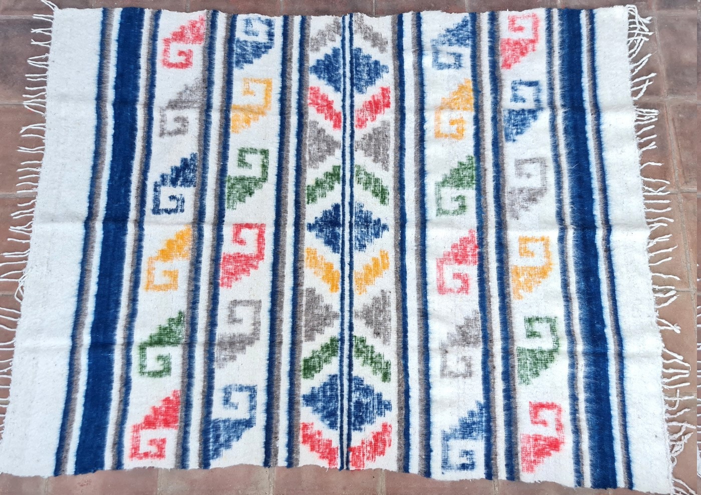 Guatemalan wool blanket made in Momostenango Piramids & Etsy