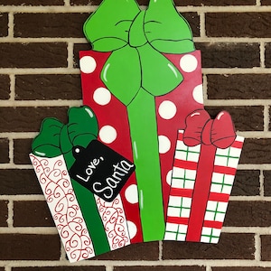 Christmas Packages Door Hanger | Christmas Presents | Christmas Decor | Holiday Door Hanger | Wood Door Hangers | Christmas Wreath