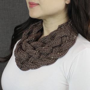Double-braided cowl, scarf, crochet, brown