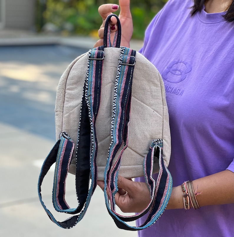 Liten lättvikts minipack handgjord himalayahampa resor, vandring, unisex bild 3