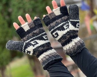 100% Wool Unisex Hand Knit Convertible Mitten, Winter Gloves, Fingerless Fleece Lining, Comfy And Warm. FAST SHIPPING!!!
