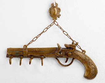 Key Holder Pistol shape,  wall hanging Key Rack 4 hooks, Gun Key Rack,  revolver wall decor