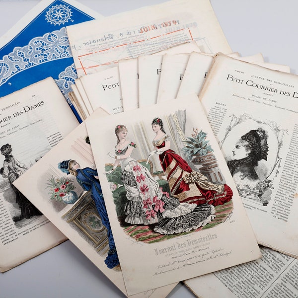 Set of French fashion incl. 29 magazines, 2 sewing patterns, 1 lace pattern and 2 colourful illustrations 1800s