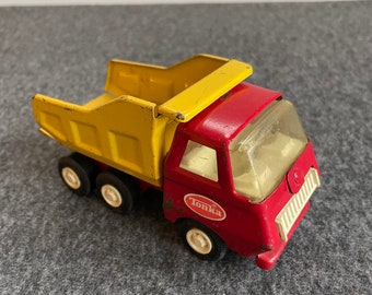 Tonka Dump Truck Pressed Steel red/yellow 1970’s