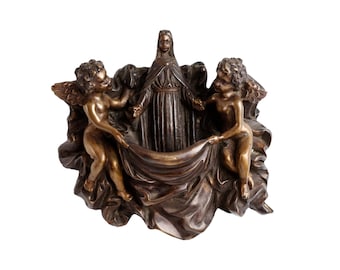 Bénitier ancien signé, Vierge Marie avec deux anges