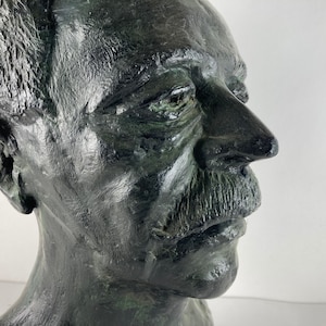chalkware buste distinguished man