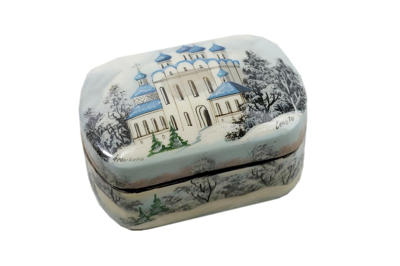 Vintage Fedoskino Lacquer Box: Signed Winter Scene Miniature