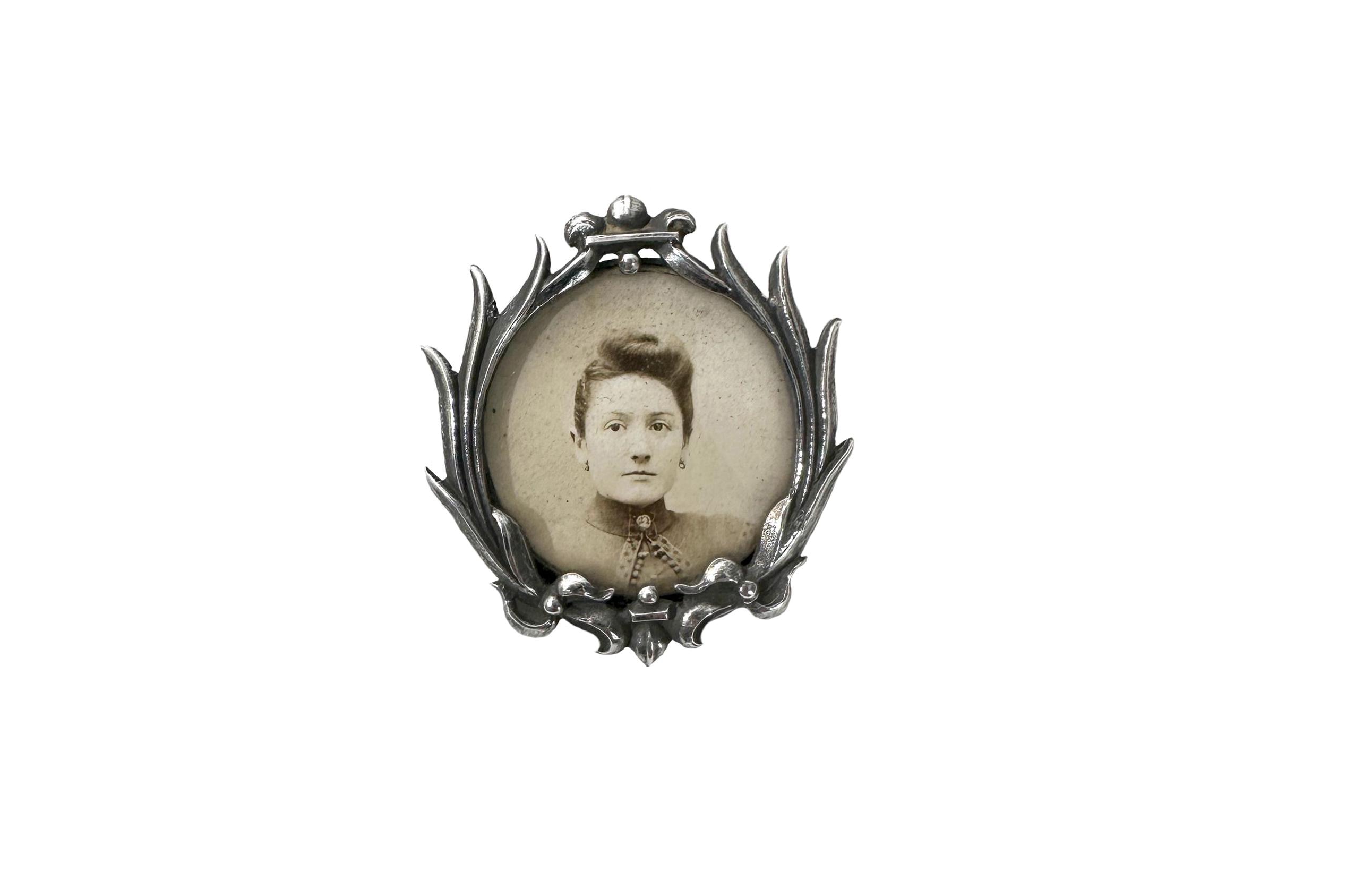 Broche Porte-photo Militaire WW1 Art Nouveau - Vintage, Occasion, Style Argenté