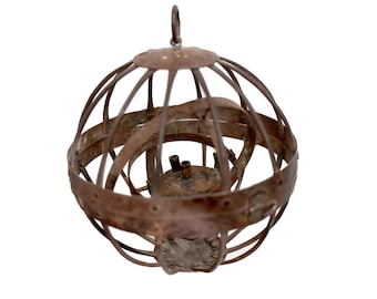 Lámpara Kyal de aceite de ballena antigua de hierro con cardán - Linterna de barco de contrabandistas náuticos del siglo XIX