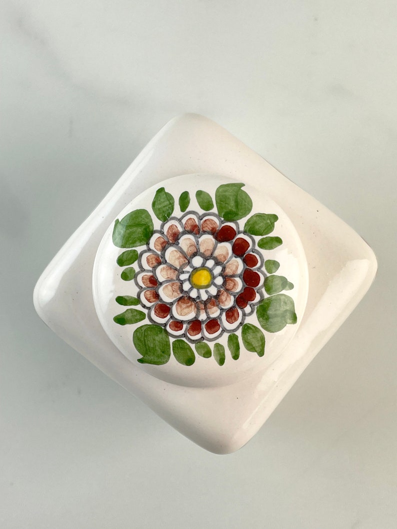 Hand Painted Polychrome Small Workum box with lid, trinket 画像 5