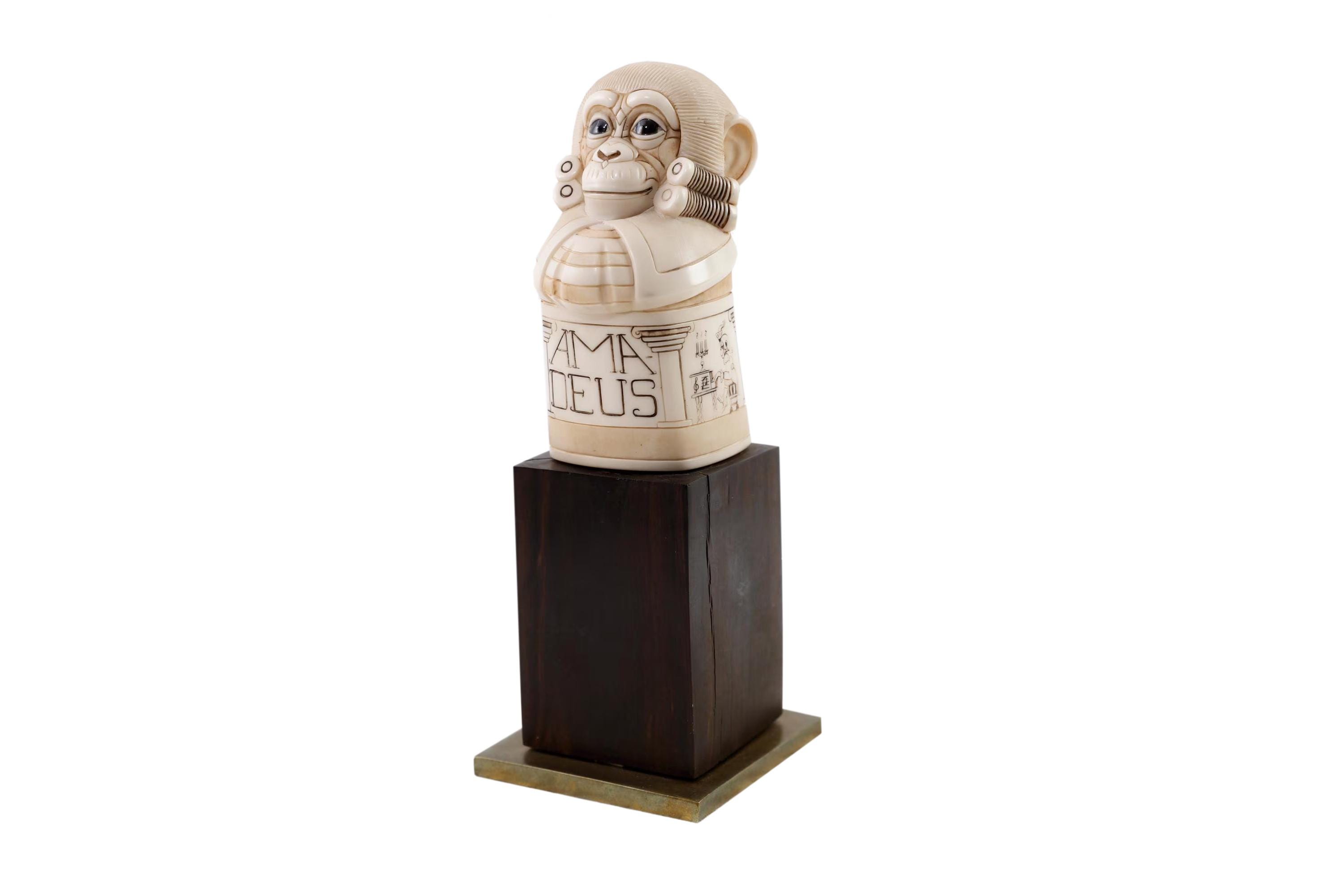 John Biccard 「War and Peace」 オブジェ　2体セット Amadeus Figurine John Biccard Carved Crushed Marble Resin